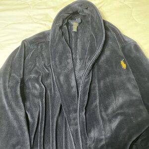 Ralph Lauren men’s plush bathrobe